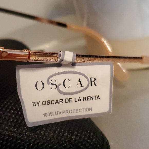 NWT Oscar De La Renta Rose Gold Sunglasses MOD3041  780 main image 7